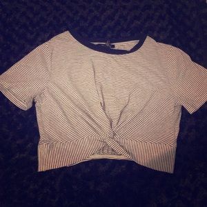 Knit top black and white